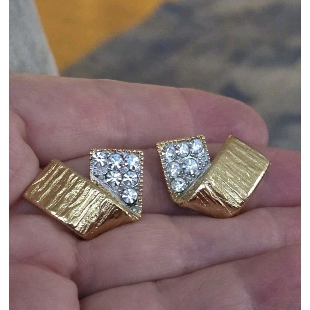 Vintage Swarovski Crystal Earrings Vintage Unsigned Clip Gorgeous!